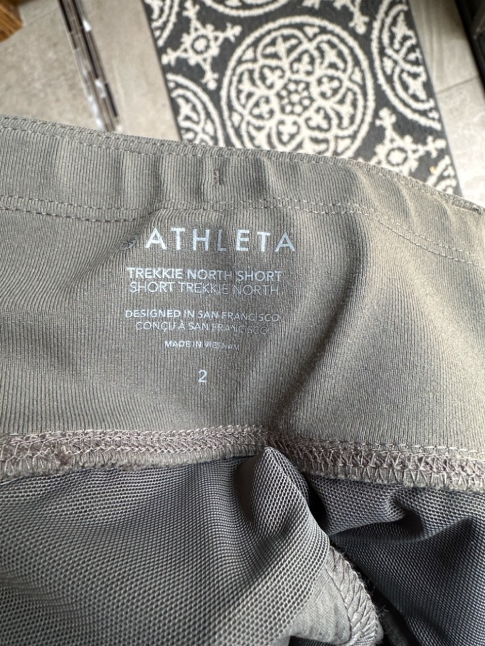 Athleta Trekkie North Shorts - Picture 4 of 4